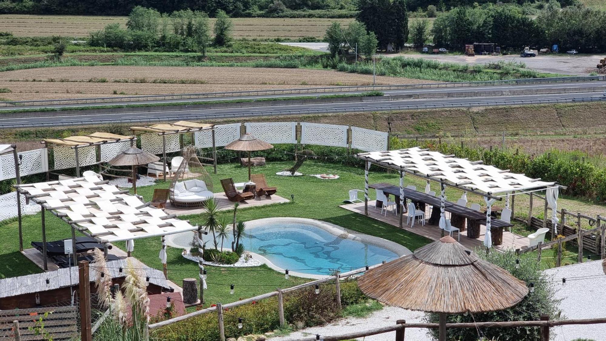 B&B Essenziale Castell'Anselmo Exterior foto